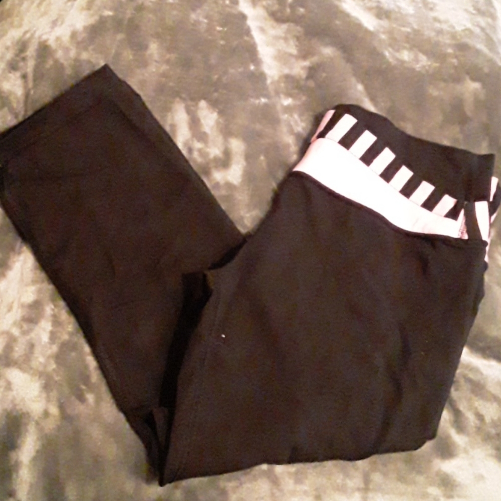 Lululemon capri leggings